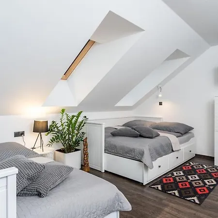 Escape The Ordinary Casa vacanze Jesenice (Prague-West)